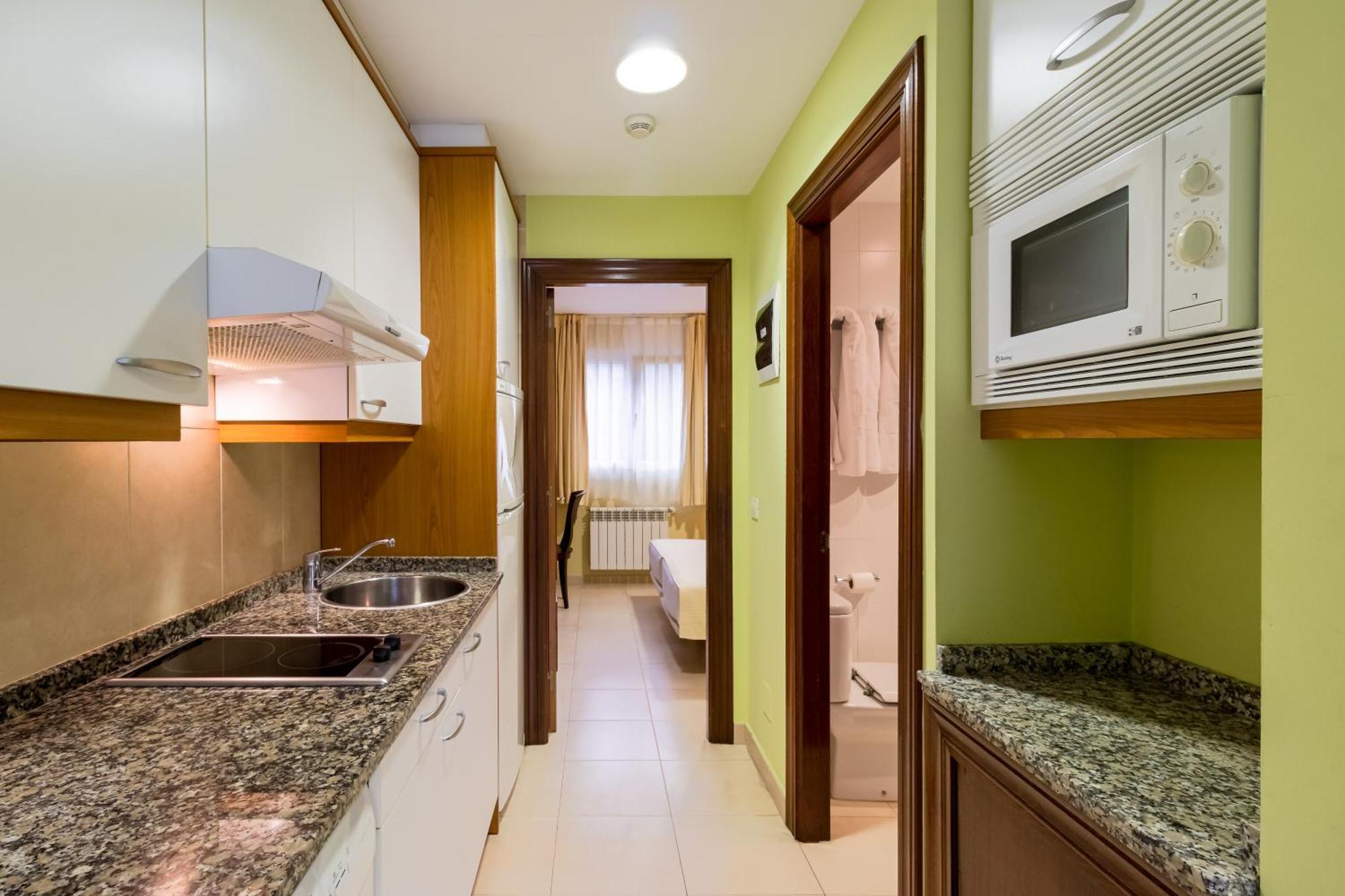 Apartamentos Silken Playa De Toro Лянес Екстериор снимка